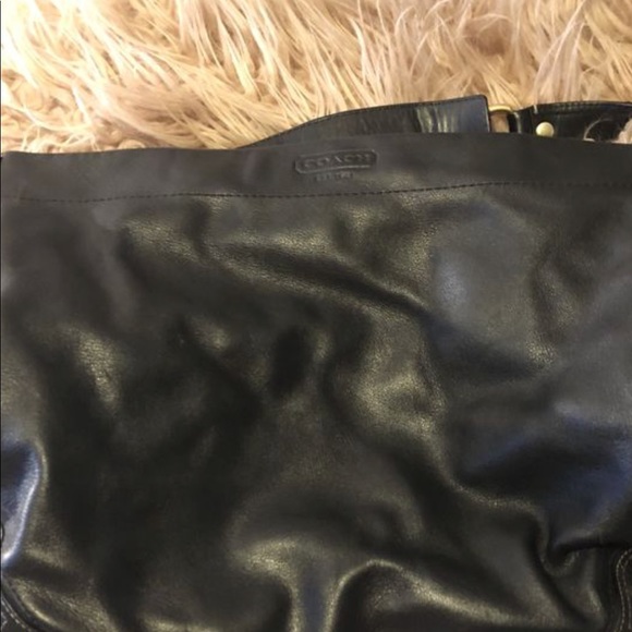 Authentic Soft leather Coach Hobo - Picture 3 of 9